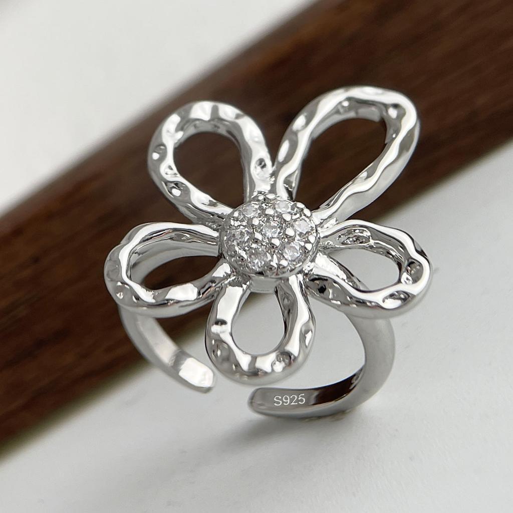 925 Sterling Silber Fingerringe für Damen Große Blume Partner Minimalistischer Ring Party Schmuck Geschenk Allergie Vorbeugend
