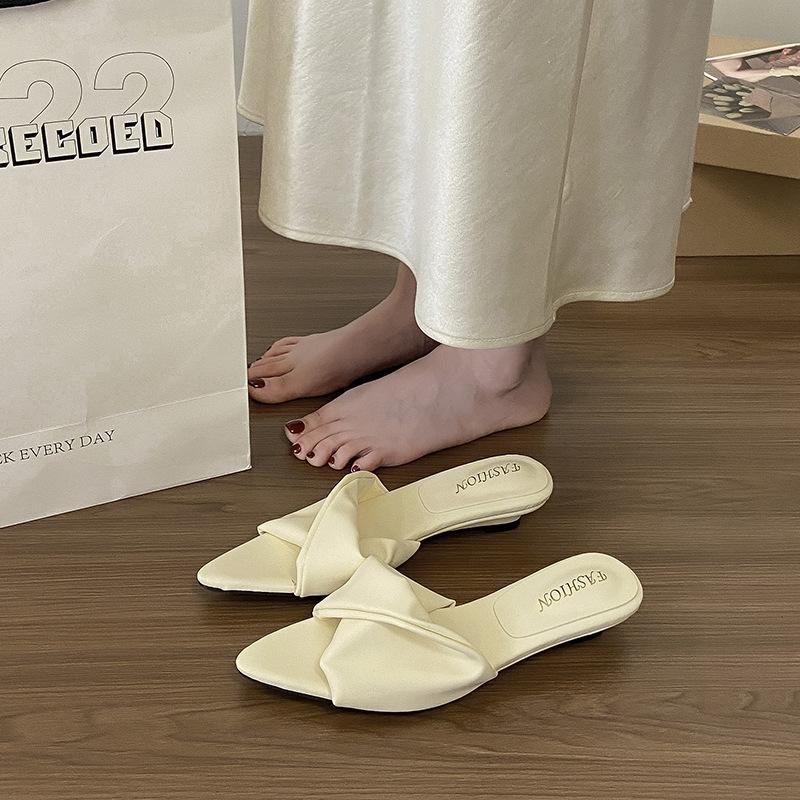 Women's summer wear 2025 new French evening breeze fairy slippers with skirt wedge heel pointed sandals beautiful high-heeled sandals