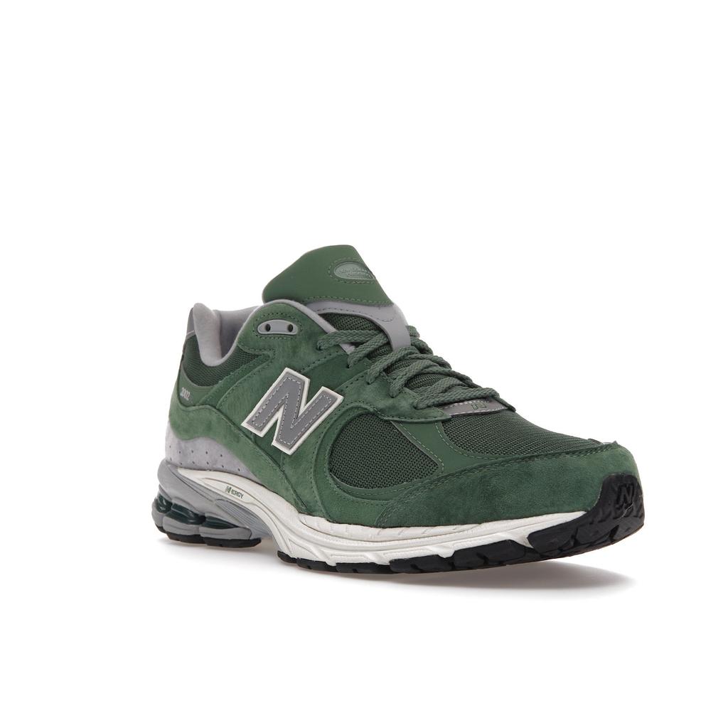 New Balance 2002R Jade Silver Metallic Men Sneakers Green Silver-Mink M2002RHW
