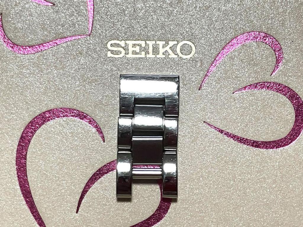 [USED] Genuine SEIKO LUKIA belt parts, 3-piece links