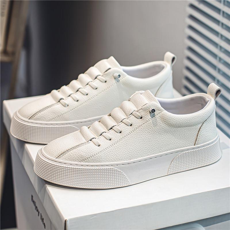 

Spring Summer Shoes Men Sneakers Casual Soft Leather Men Shoes Brand Fashion Male White Shoes 44 білий