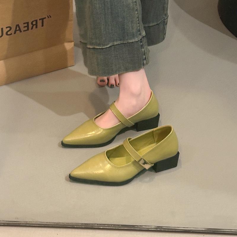 

Pointed French flat-soled retro soft-soled Mary Jane shoes single shoes 2025 spring with skirt evening commuter shoes small leather shoes 35