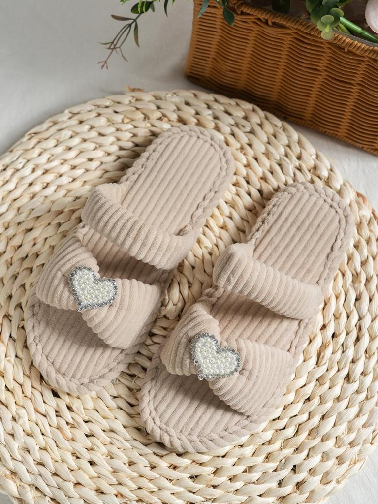 Fashion 2024 Women's Slippers Spring and Autumn Plush Fluffy Indoor Shoes Home  Fashion Women's Slippers Sandales Sandálias Feminina