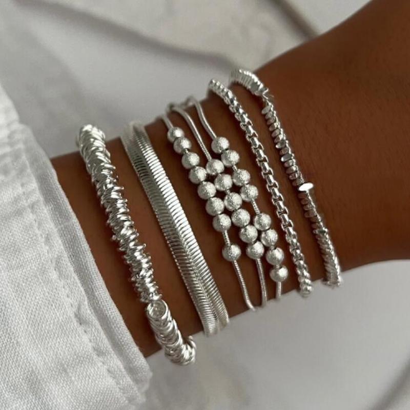 

7Pcs Crushed Bead Stackable Bracelet Set for Women Trendy Mixed Texture Fragmented Bead Chain Fashion Daily Wear Jewelry Gifts