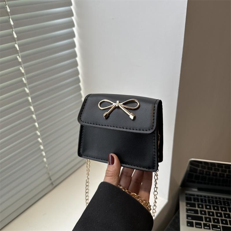 Beautiful exquisite mini square bag summer new solid color bow chain shoulder messenger bag women