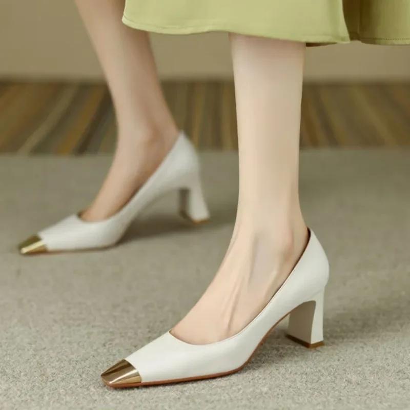 Elegant Niche Design Women's Single Shoe French Style Thin Heel Metallic Head Wool Sole Summer Flat Shoe Rubber Upper Material