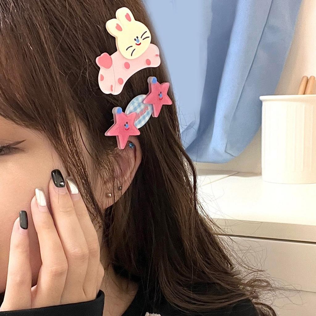 2 Pieces Animal Shaped Hair Clip Acrylic Hair Accessories Nonslip Clip for Girls Women Fashionable Hair Decorations