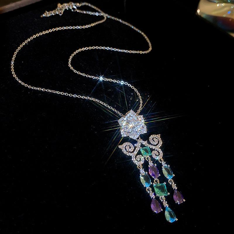 French Court Style Needle Diamond Earrings Necklace Retro Exaggerated Stud Earrings Design Sense Earrings Jewelry Set