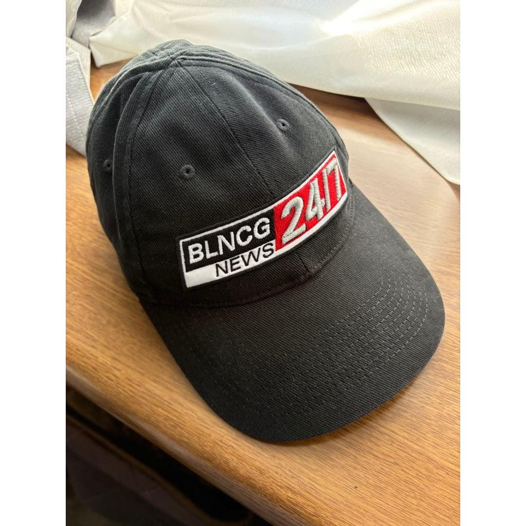 Used BALENCIAGA Balenciaga cap, complete with accessories purchased from official stores