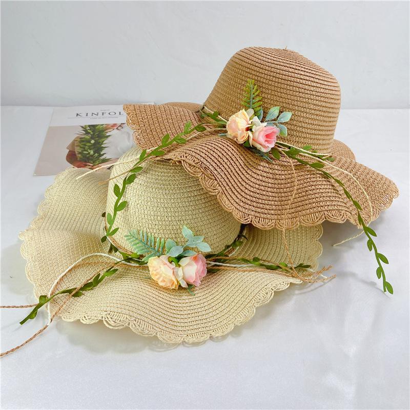 Summer flower straw hat women's foldable wavy edge small fresh big brim sun hat travel sun protection seaside beach hat