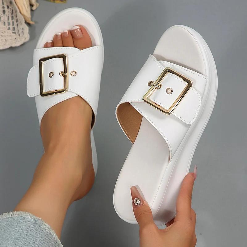 Modne Damskie Sandały Metalowa Klamra Koturn Sandały Damskie Lato 2025 Skóra Gruba Podeszwa Klapki Damskie Lekkie Sandały Plażowe Na Wysokim Obcasie