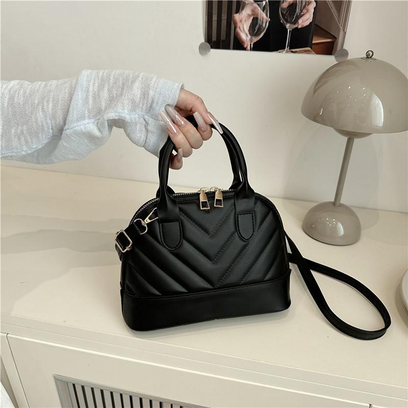 

Нишевая летняя однотонная новая сумка через плечо в зарубежном стиле, женская, в зарубежном стиле, для通勤, с темпераментом, трендовая, для личности, повседневная сумка-мессенджер чёрный