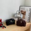 Instrumente și Accesorii – Truse și huse cosmetice
