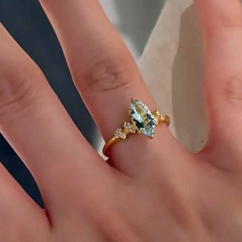 New in Fresh Blue Crystal Female Ring Exquisite Palace Style Exquisite Olive Green rings for women Adjustable  Gift