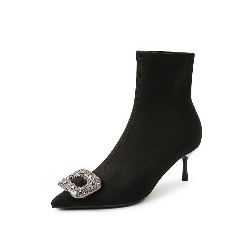 Kurze elastische Stiefel Damenmode Skinny Spitze Saison Feiner Absatz Einzelne Stiefel Sockenstiefel Dating