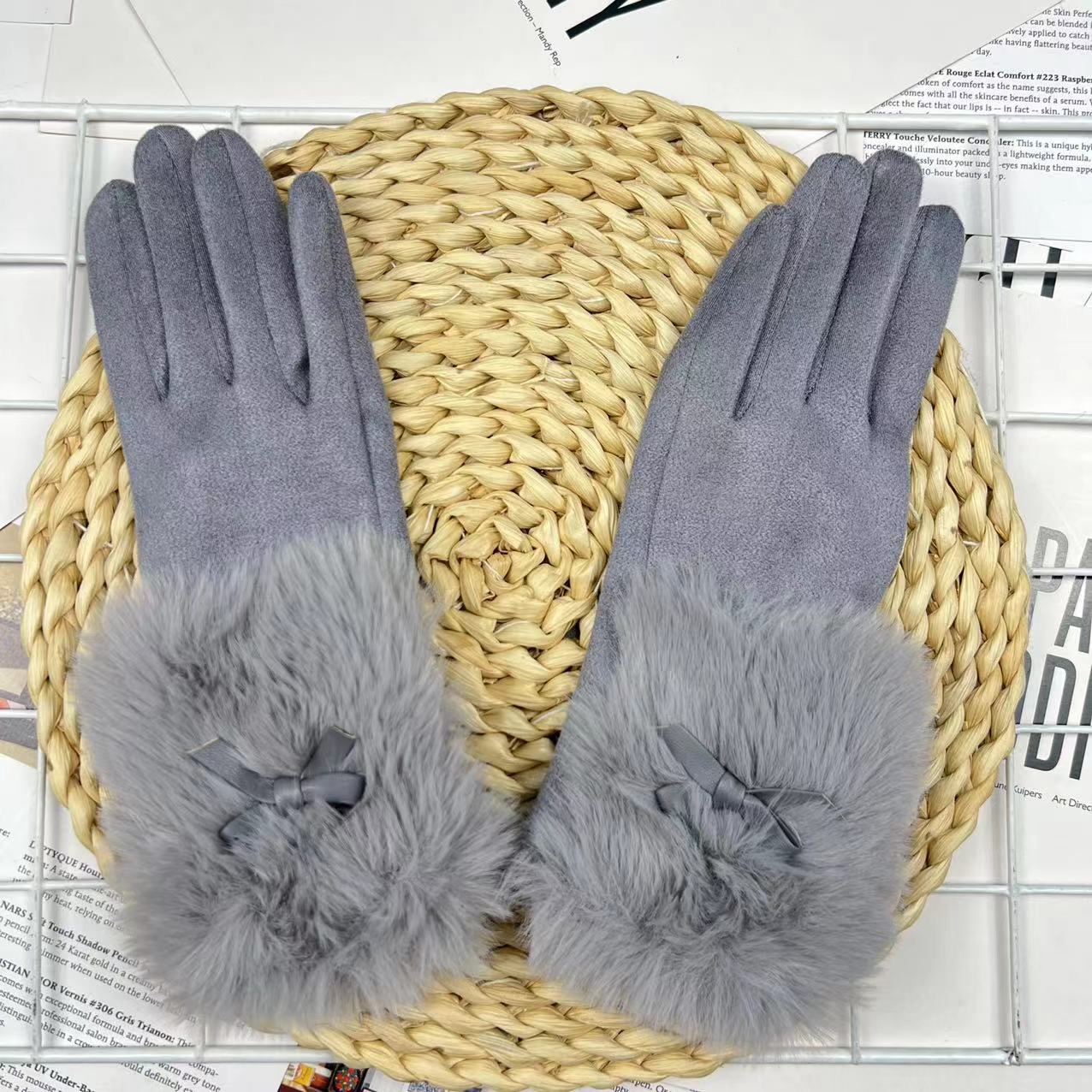 

Женские теплые перчатки для верховой езды на открытом воздухе, флисовые перчатки из оленьей кожи с бантом, ветрозащитные и холодостойкие перчатки для сенсорных экранов на осень One Size светло-серый