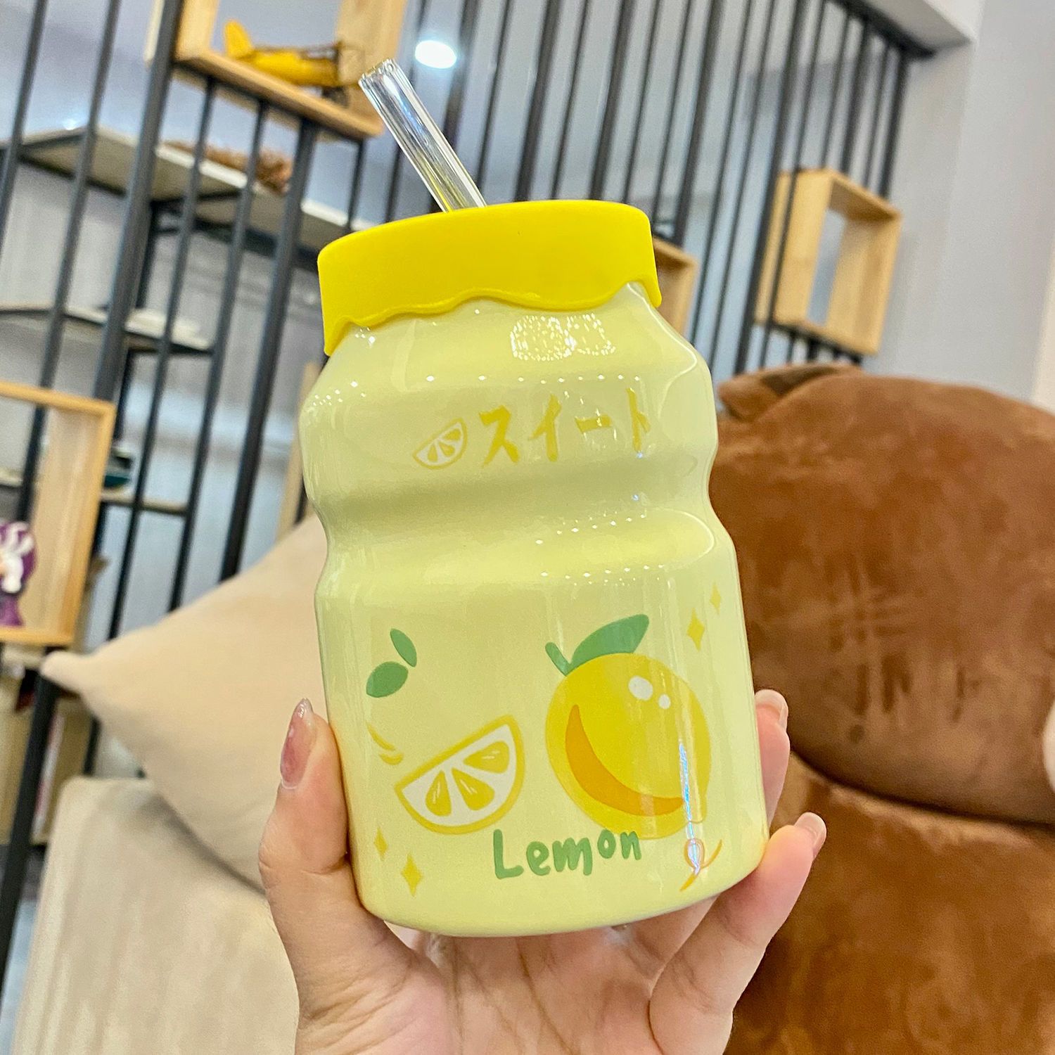 

500 мл чашки для напитков с креативным фруктовым узором, бытовые чашки для воды для девочек, керамические кружки для кофе с крышками и соломинками 301-400ml