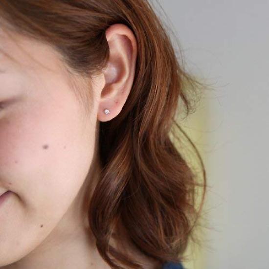 Boucles d'oreilles en or blanc K18 avec diamants environ 111011153202 [Officiel] 4℃ (Mer de Yondo) 0,066 ct