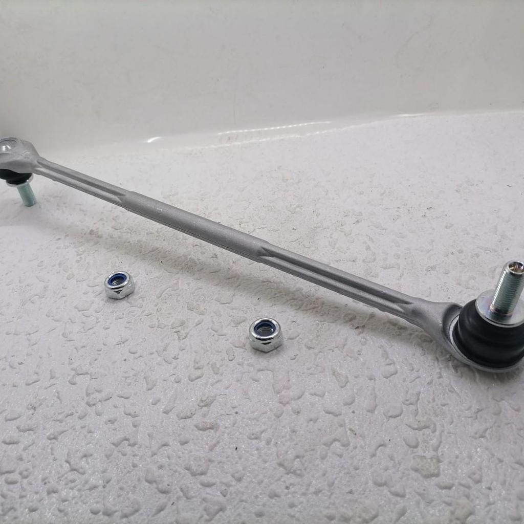 The 51321-SAA-003 and 51320-TBA-A02 suspension balance bars are compatible with Honda Fit models from Japan, Korea, Europe, and the USA.