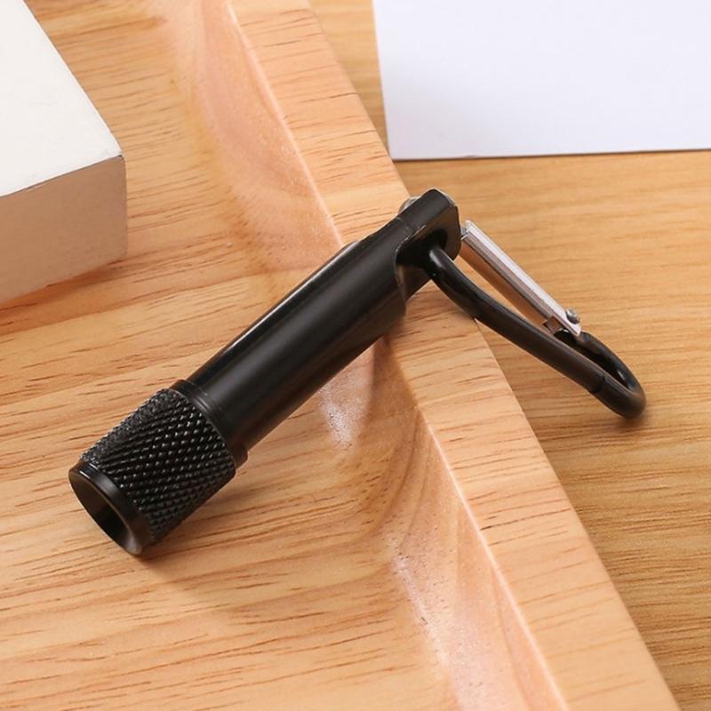 5 Pezzi Mini Torcia Portachiavi Torcia LED Colorata con Moschettone Batterie AA Incluse per Campeggio Escursionismo Ciclismo