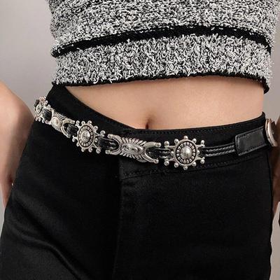 Retro Geschnitzter Leder-Hüftgürtel - Vielseitiges High-End-Design für Jeans