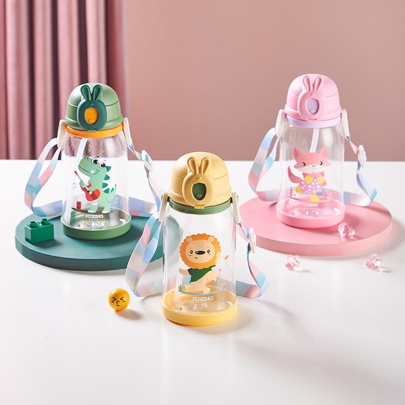Cute Large-capacity Plastic Water Cup with Straw, Student Leak-proof Portable Cup, Outdoor Crossbody Space Cup