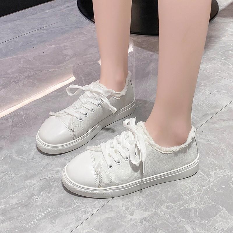 

Модные новые женские туфли из вулканизированной кожи с круглым носком на шнуровке для женщин на платформе с плоским дном, женская обувь на открытом воздухе, модные нескользящие туфли с низким верхом 43 белый