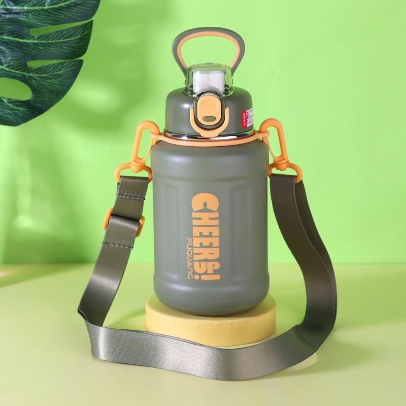 Fuguang Green 750ml Kids 304 Stainless Steel Insulated Water Bottle with Straw