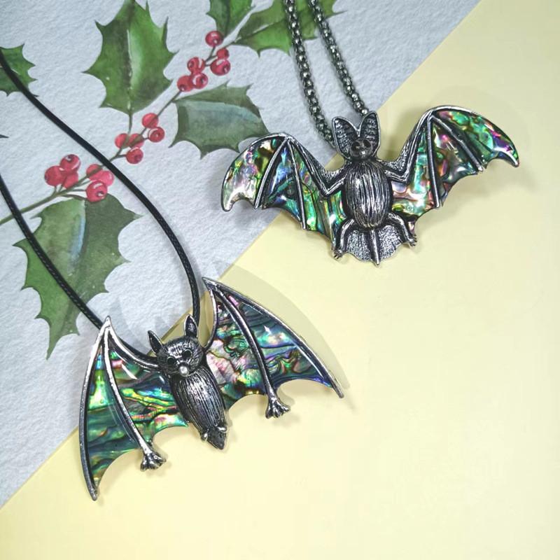 Vintage Silver Shell Bat Brooch Pendant With Animal Design For Women And Men