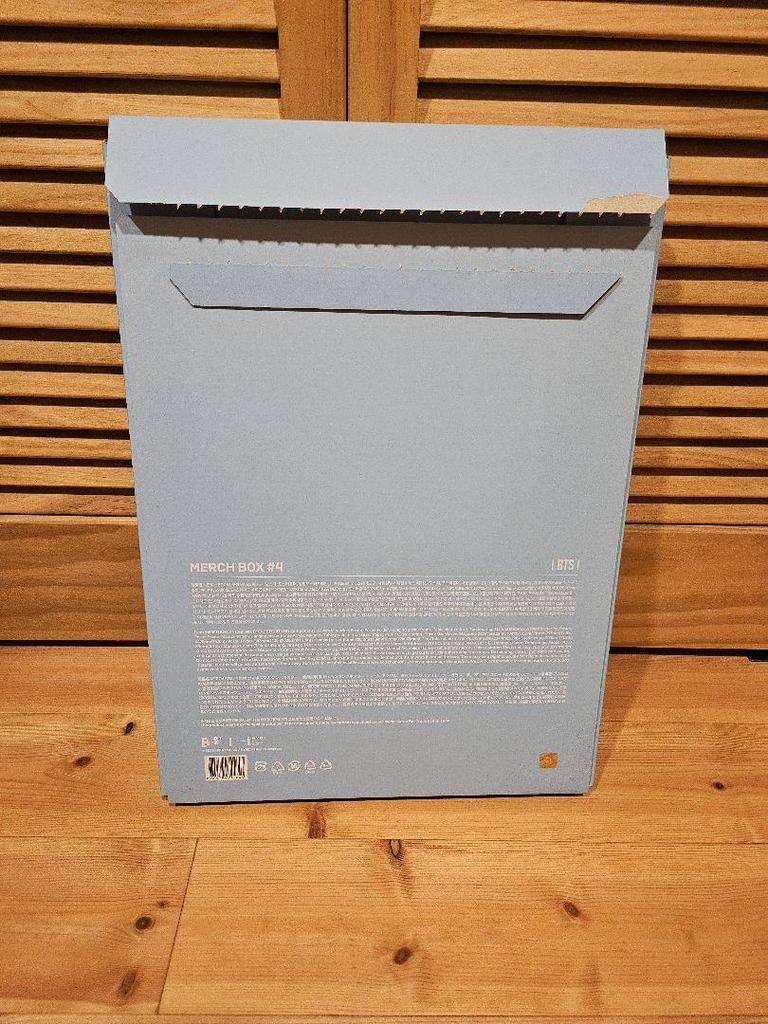 [USED] BTS MERCH BOX 4