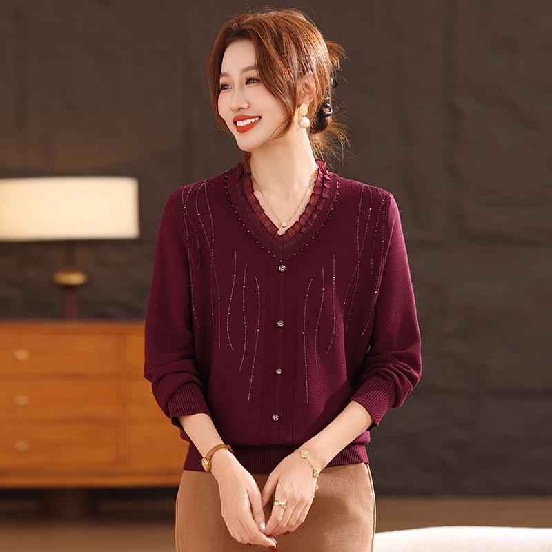

Spring Women s V-Neck Rhinestone Ice Silk Knitwear - Slimming, Versatile, and Comfortable for Middle-aged and Elderly Moms XL (up to 110 jin) фиолетовый