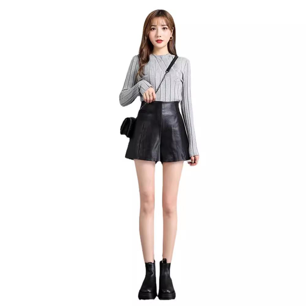 Women's Fall Loose Slimming Versatile PU Leather Shorts Plus Size A-Line Wide Leg Outer Wear Pants Mini Shorts Versatile Slim Fit Hot Pants