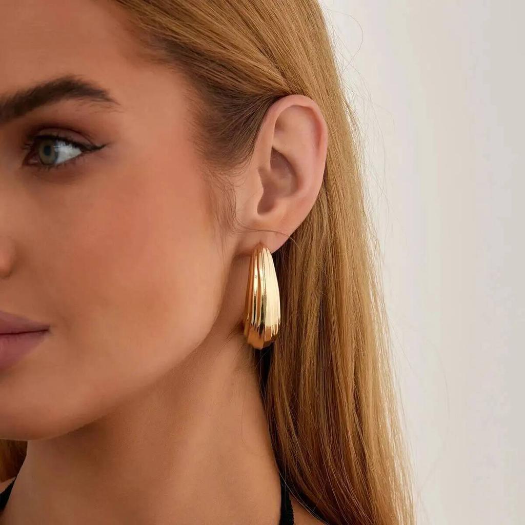 SHIXIN Vintage Smooth Metal Gold Color Stud Earring for Woman New Punk Simple Luxury Piercing Ear Temperament Daily Wear Jewelry