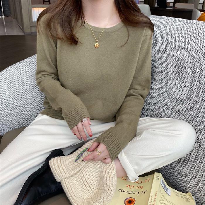 Women's Stylish Cashmere Sweater: Round Neck, Thin, Ideal for Spring & Autumn, 2025 Collection, Versatile Inner or Outer Wear.