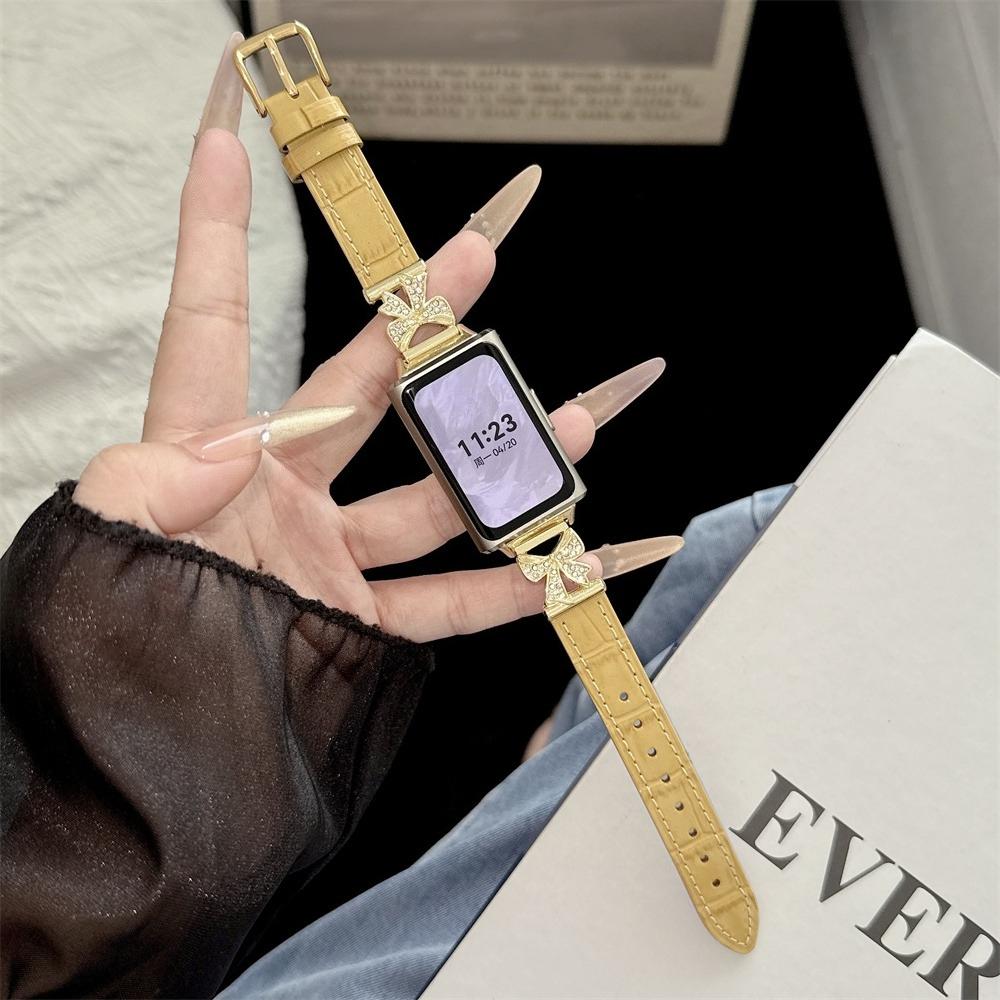 

Metal+Leather Watch Strap for Huawei Band 11 / 11 Pro Women Fashion Bowknot Bracelet Wristband Luxury Replacement Band жёлтый