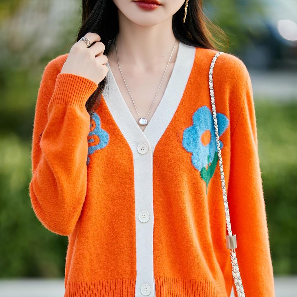 Wool Cardigan Sweater: V-Neck, Solid Color, Small Fragrance Style, Autumn Knitwear for Women