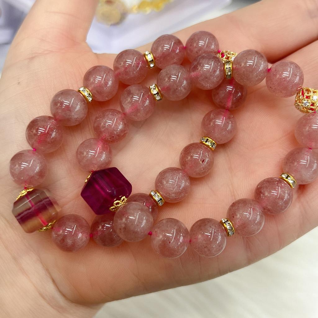 Natural Crystal Strawberry Crystal Bracelet. Bangles Women Fashion Jewelry Accessories Gift