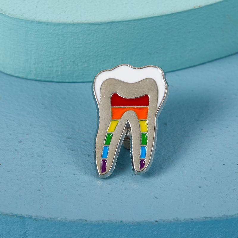 Dental Gift Badge Metal Tooth Type Shape Molar Brooch Badge Pin Adornment