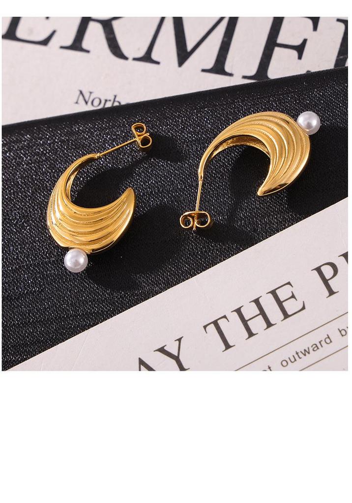 European Vintage Pearl Shell Earrings - Elegant Ins Style, Niche Titanium Steel Jewelry