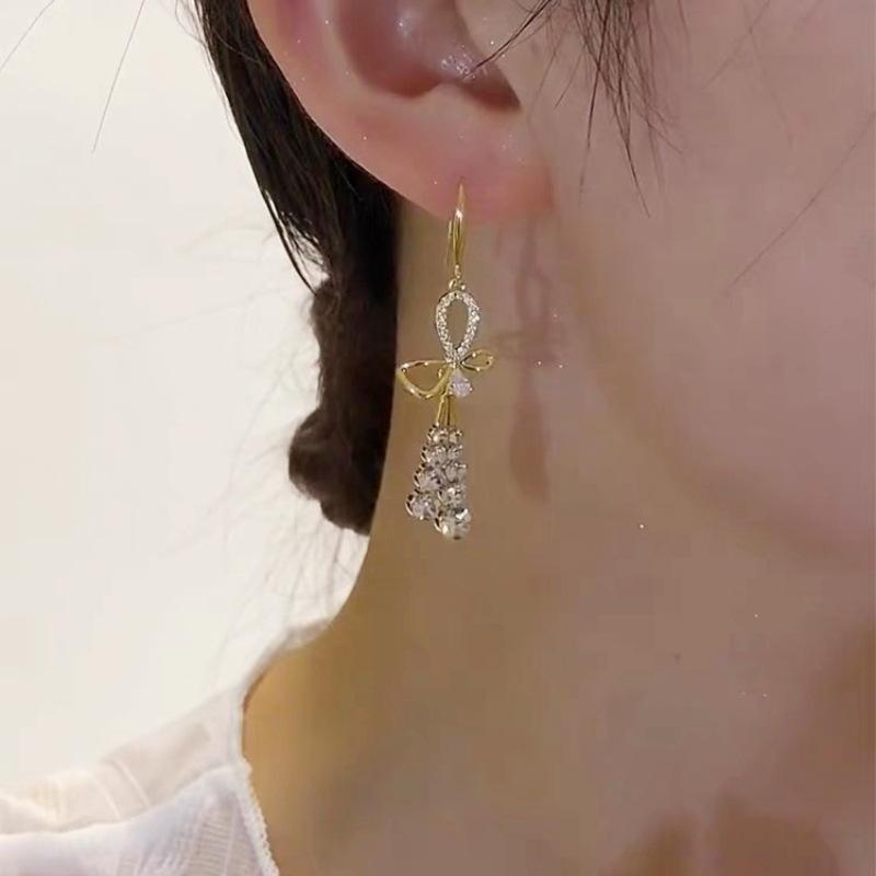 Crystal Trendy Butterfly Tassel Earrings Exquisite Design Graceful And Stylish Versatile And Luxurious French Dcor Ear