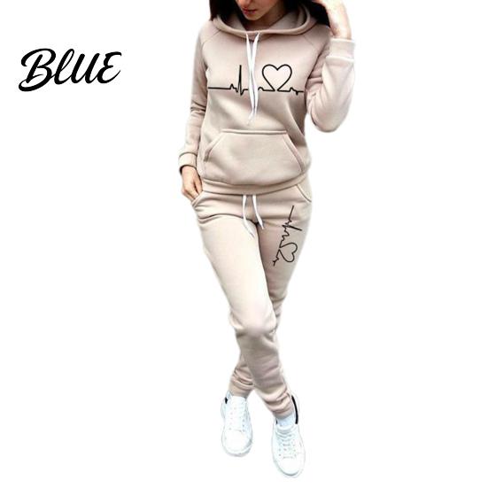 Thick 2 Pcs/Set Lady Tracksuit Heart Print Warm Hoodie Suit Breathable Solid Color for Daily Wear Autumn