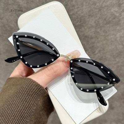 New Cat Eye Shaped Diamond Studded Sunglasses Personalized And Trendy Outdoor Sunglasses Sunscreen Party Metal Eyeglass Legs