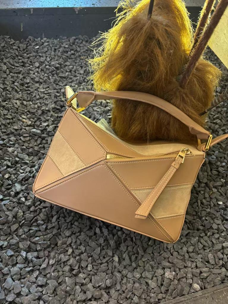 Bao Women's 25 New Style Puzzle Cowhide Stitched Retro Leather Surface Quilted Bag With Hidden Ribbon Decoration Cross-body Satchel