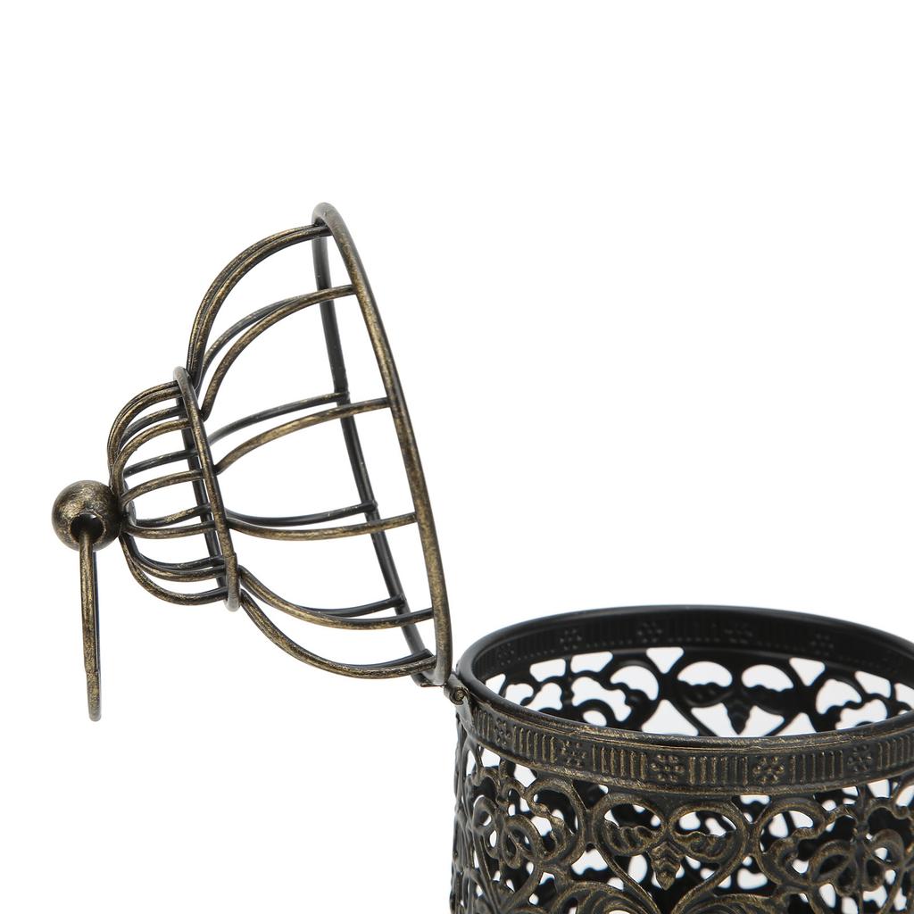 Iron Candle Holder European Retro Iron Rust   Elegant   Vintage Candle Holder for Outdoor Terrace Party