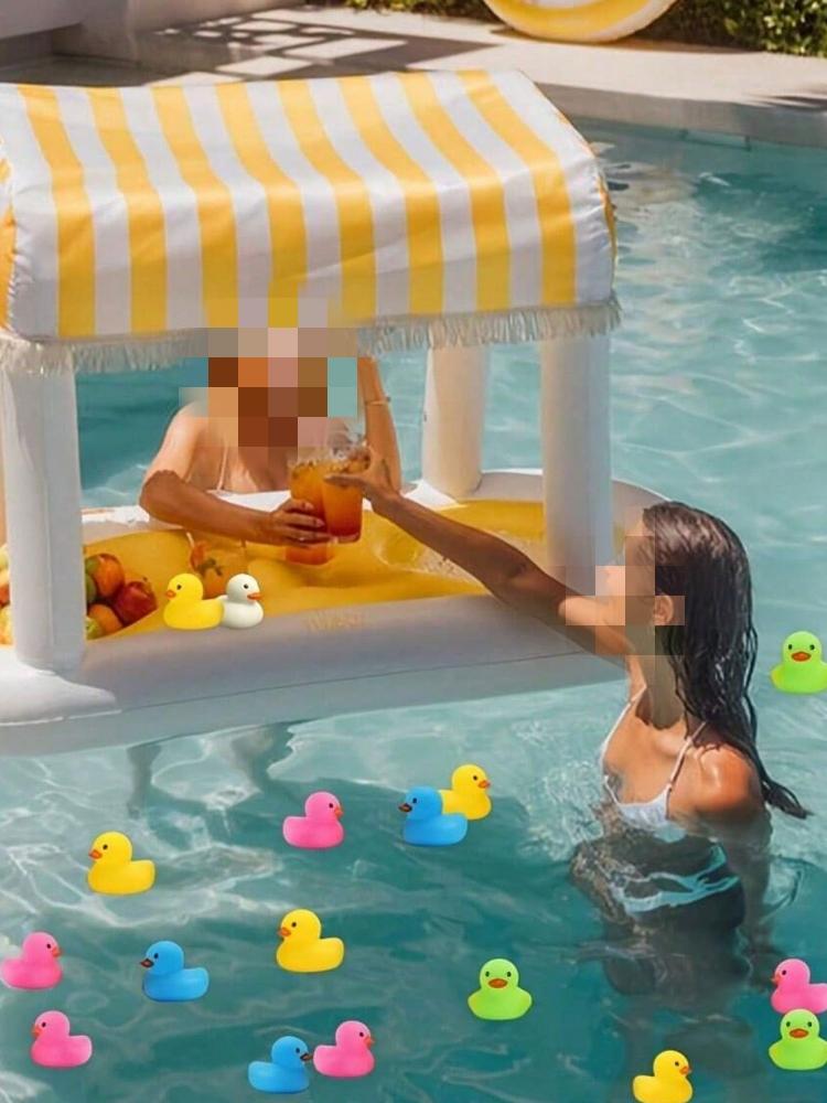 5pcs Random Color Mini Duck Shower Toys, Summer Beach Swimming Pool Activity Bathtub Swimming Bath, Christmas Children's Toys