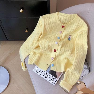 Early Autumn Little Bear Embroidered Soft and Soft Knitted Cardigan, Sweet Petite, Lazy and Gentle Style, Twisted Sweater Coat for Women