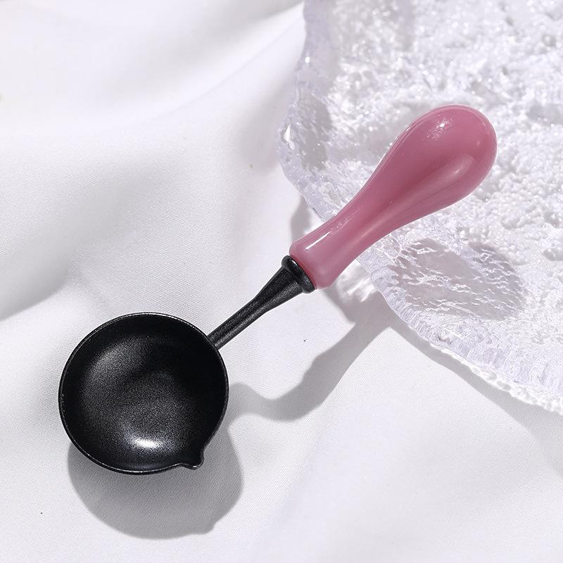 

1pc Non-Stick Wax Seal Spoon for Sealing Wax Stamps Double Spouts Sealing Wax Spoon With Wooden Handle