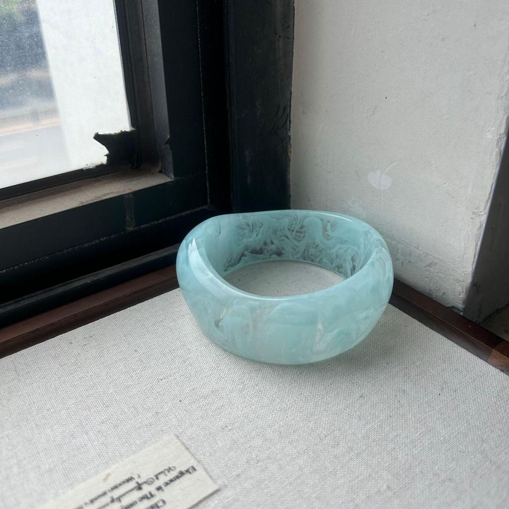 Ombre Resin Bangle: Wide Irregular Design, Vintage Minimalist Style