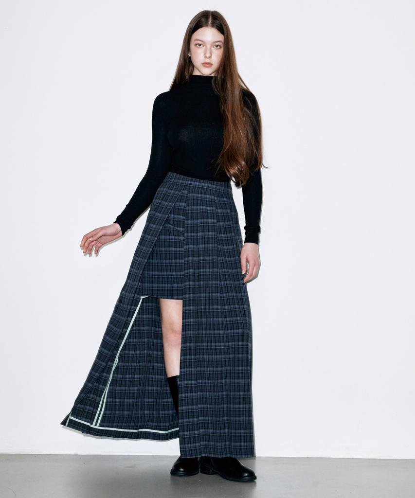 Koldeubeullaengkis Asymmetrical Long Check Slit Skirt Navy