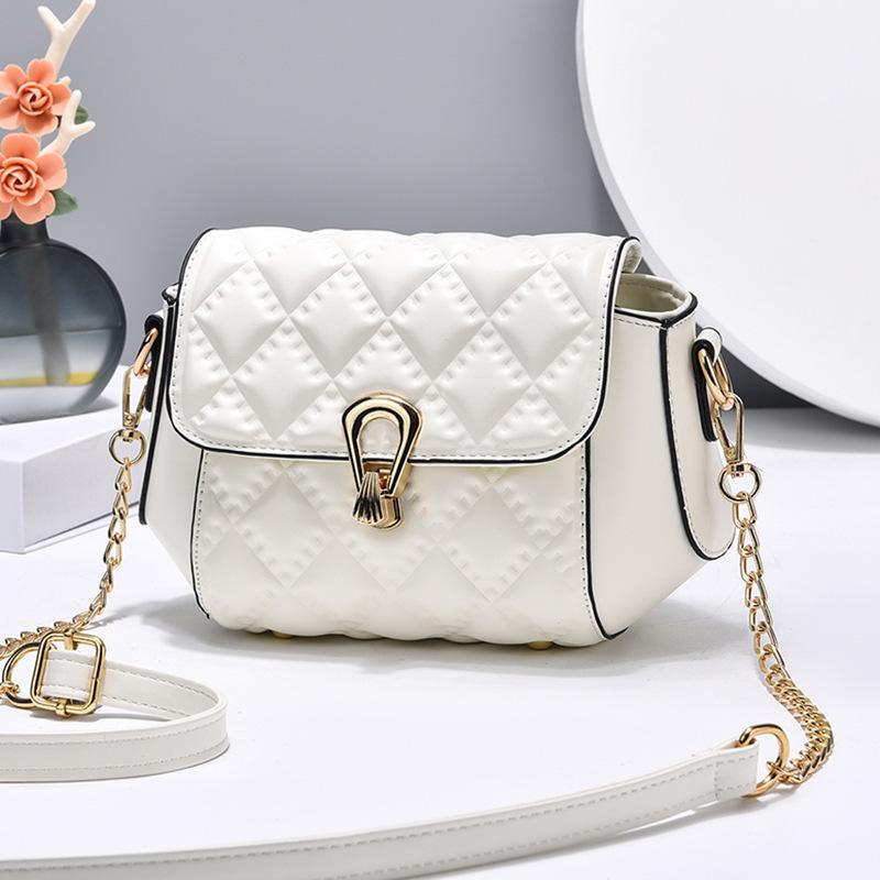 Nouveau Sac d'aisselle Sac bandoulière en cuir PU Sac à bandoulière à chaîne en losanges d'été Tendance